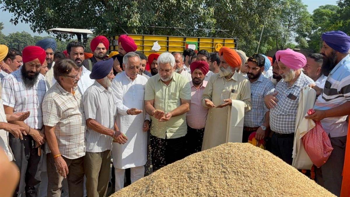 punjab to meet central pool target despite floods minister katruchak trending news gurdaspur
