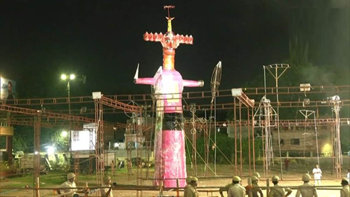 dussehra festival celebrated with great enthusiasm across the country