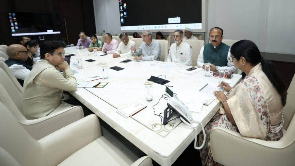 ncr delhi govt relieves displaced kashmiri hindus income limit removed