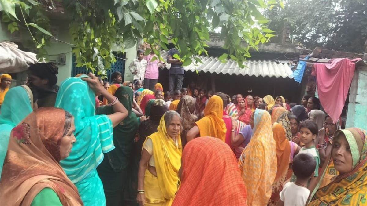 tragedy in gorakhpur house collapse kills youth in chilua taal