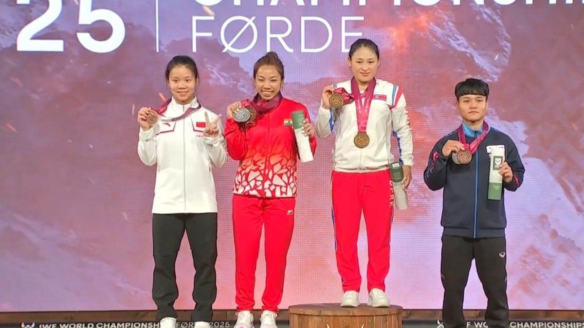 world weightlifting championships 2025 mirabai chanu win silver for first medal in three years