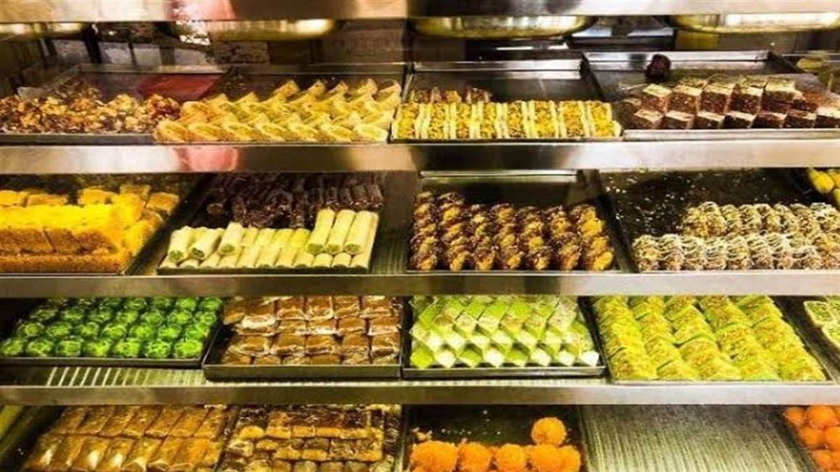 gorakhpur news health alert harmful colors in sugar candies during festivals