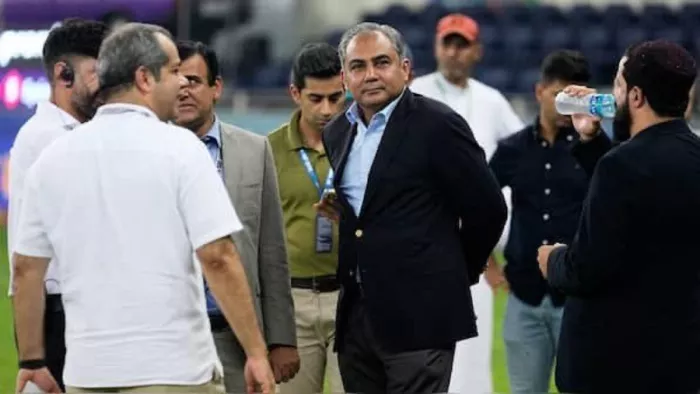 'मोहसिन नकवी ने देश की इज्‍जत बर्बाद की', पूर्व भारतीय ऑलराउंडर ने Asia Cup Trophy ड्रामा पर पीसीबी चेयरमैन को लताड़ा