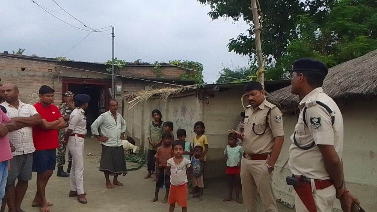 man killed after visiting wifes home