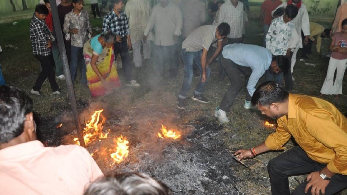 meerut news police stop people collecting burnt wood after ravana dahan