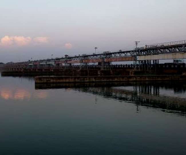 DVC will reduce power generation due to Durgapur barrage lockgate crisis