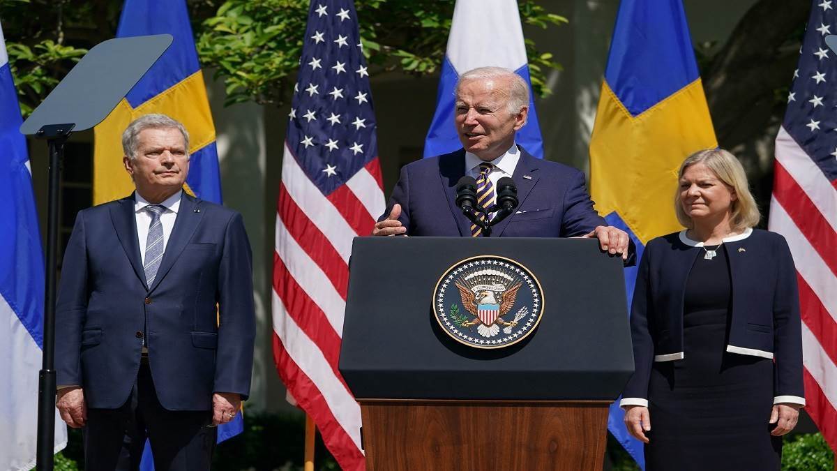 https://www.jagranimages.com/images/newimg/03112022/03_11_2022-america_23178936.jpg