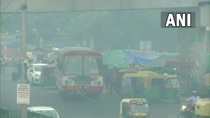 नोएडा में बढ़ा प्रदूषण, कक्षा 1 से 12 तक के छात्रों की ऑनलाइन कक्षाएं चलाने का निर्णय