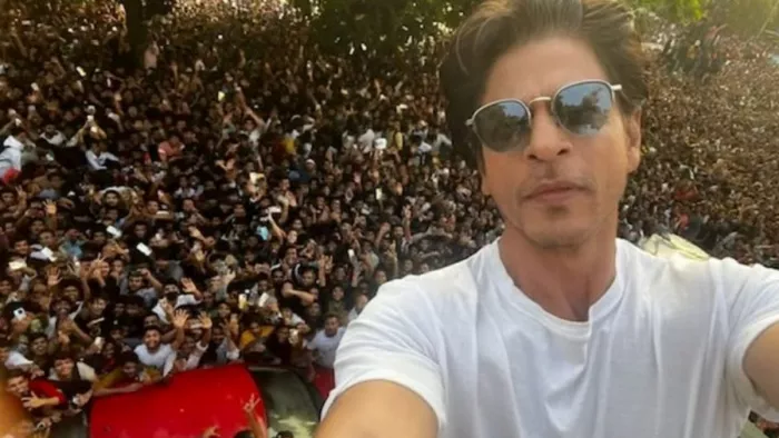 Shah Rukh Khan Waves Fans from Balcony on 57th Birthday. Photo Credit Shah Rukh Khan Instagram