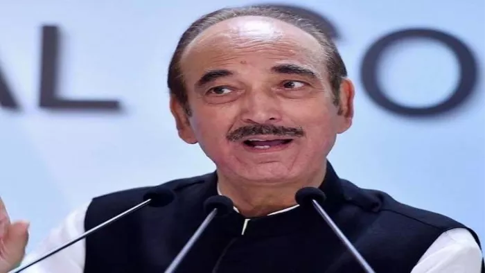 सत्ता में आए तो लोगों को देंगे रोजगार- गुलाम नबी आजाद