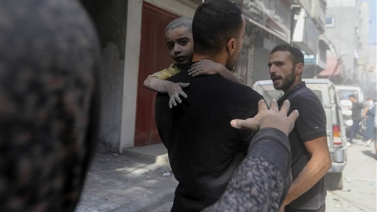 israel attacks bureij refugee camp in gaza
