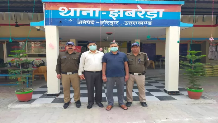 Uttarakhand Crime: दोनों इकबालपुर चीनी मिल में तैनात रह चुके हैं। Jagran