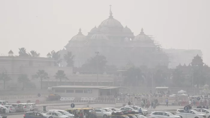 देश में रविवार को सबसे अधिक प्रदूषित रही दिल्ली।