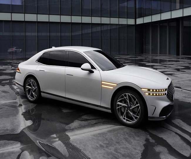https://www.jagranimages.com/images/newimg/03122021/03_12_2021-audi_22261005.jpg