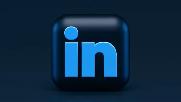 LinkedIn added new features to make messaging experience