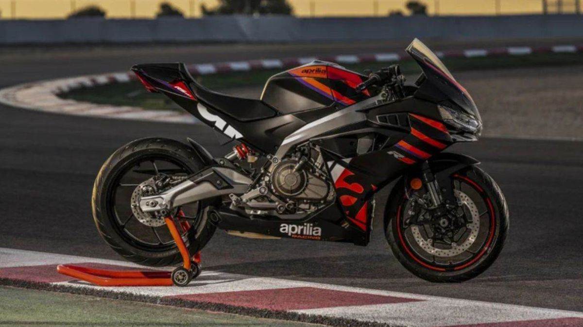https://www.jagranimages.com/images/newimg/03122023/03_12_2023-aprilia_rs_457__23595425.jpg