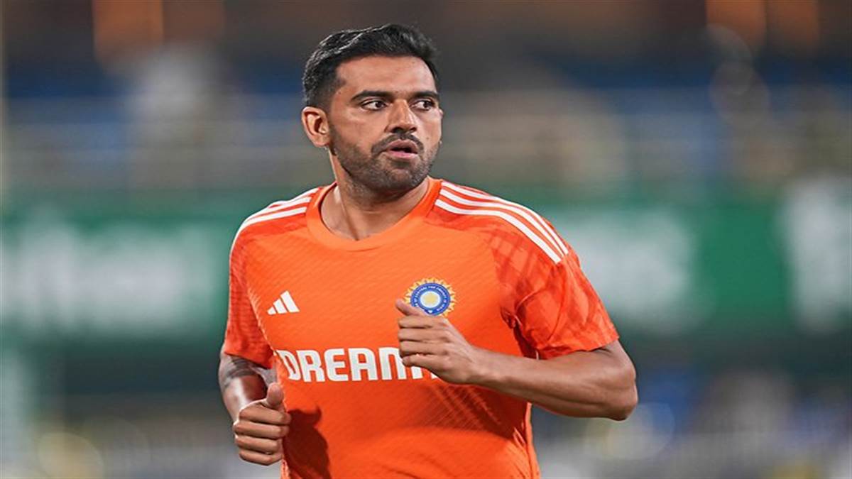 https://www.jagranimages.com/images/newimg/03122023/03_12_2023-deepak_chahar_23595786.jpg