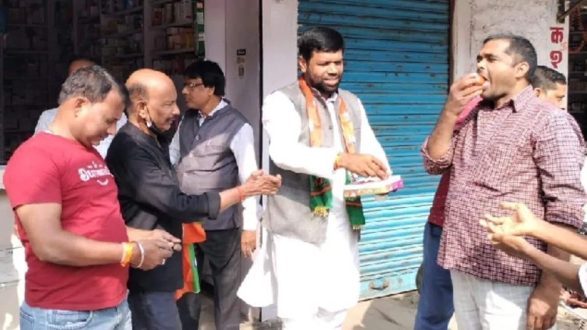एमपी, राजस्थान और छतीसगढ़ में हुई भाजपा की जीत से गदगद नेता-कार्यकर्ता, गढ़वा में भी जश्न में डूबे