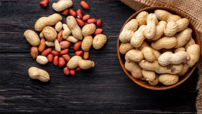 Peanut Benefits: मूंगफली खाने के हैं गजब के फायदे