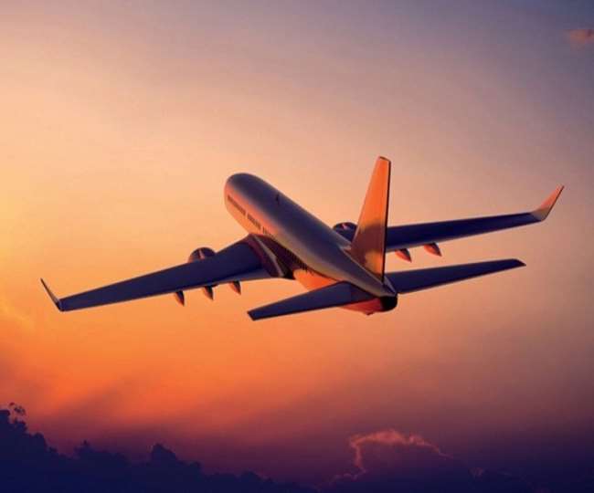 know the reason why planes lights gets off at the time of takeoff and  landing