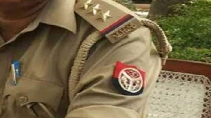 पत्नी दो माह मायके में रहने के बाद वह पट्टी आई थी।