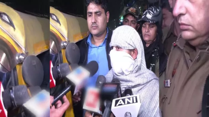 Delhi kanjhawala Case: अंजलि की दोस्त निधि के नाम पर 800 रुपये में बुक था कमरा
