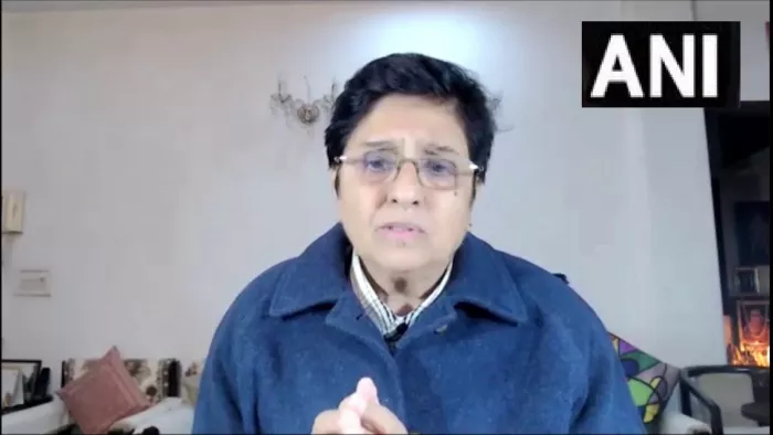पूर्व IPS किरण बेदी ने पुलिस की कार्य प्रणाली पर उठाए सवाल, जानिए और क्या कहा?