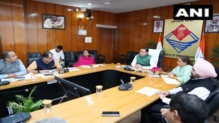 CM धामी ने दिया Tax और आबकारी विभागों के डिगते विश्वास को सहारा (File Photo)