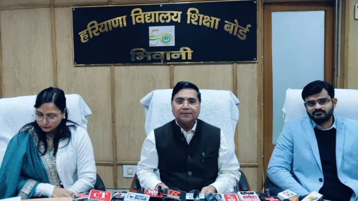 बीएसईएच ने जारी किया 10वीं और 12वीं परीक्षाओं की डेट शीट।