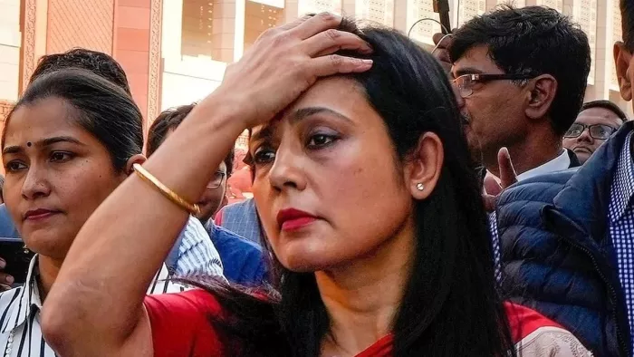 आवास खाली करने के आदेश को चुनौती देने वाली याचिका महुआ मोइत्रा ने ली वापस
