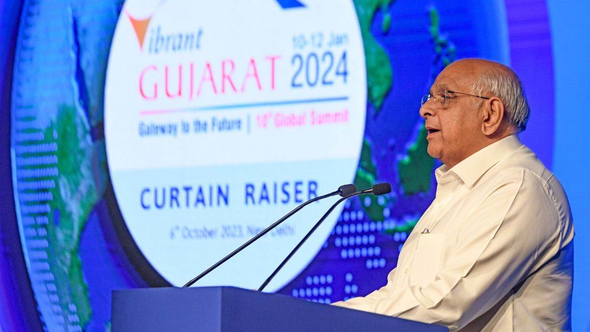 https://www.jagranimages.com/images/newimg/04012024/04_01_2024-vibrant_gujarat_global_summit_23621140.jpg