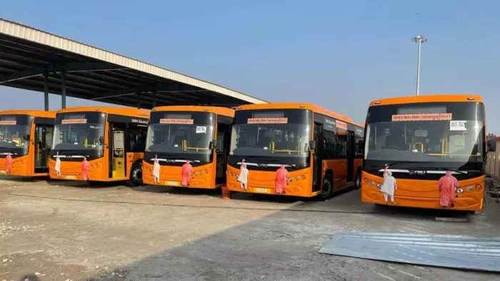 10 से 15 ई बसें प्रयागराज पहुंच जाएंगी। जागरण