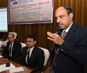 75 वर्ष की योजना अच्छी पर सीमित ही पात्र : राजीव मेहरोत्रा