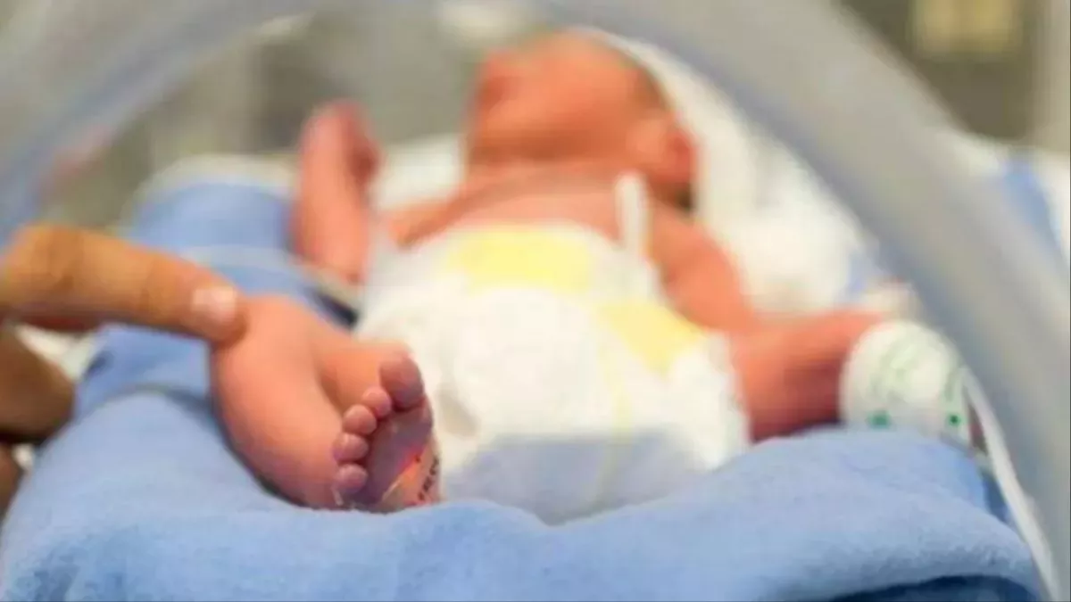MP के शहडोल में तीन माह की मासूम को 51 बार गर्म सलाखों से दागा, निमोनिया से थी पीड़ित