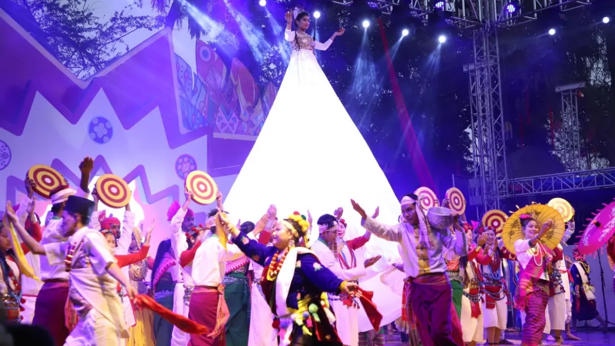 Surajkund Mela 2023: 40 देशों के शिल्प कलाकारों से सजा सूरजकुंड मेला, वीकेंड में ऑनलाइन टिकट पर 10% की छूट