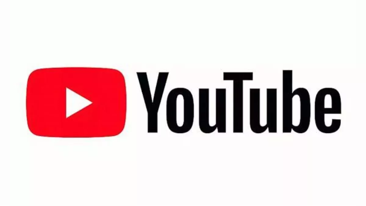 YT studio कैसे login करें 