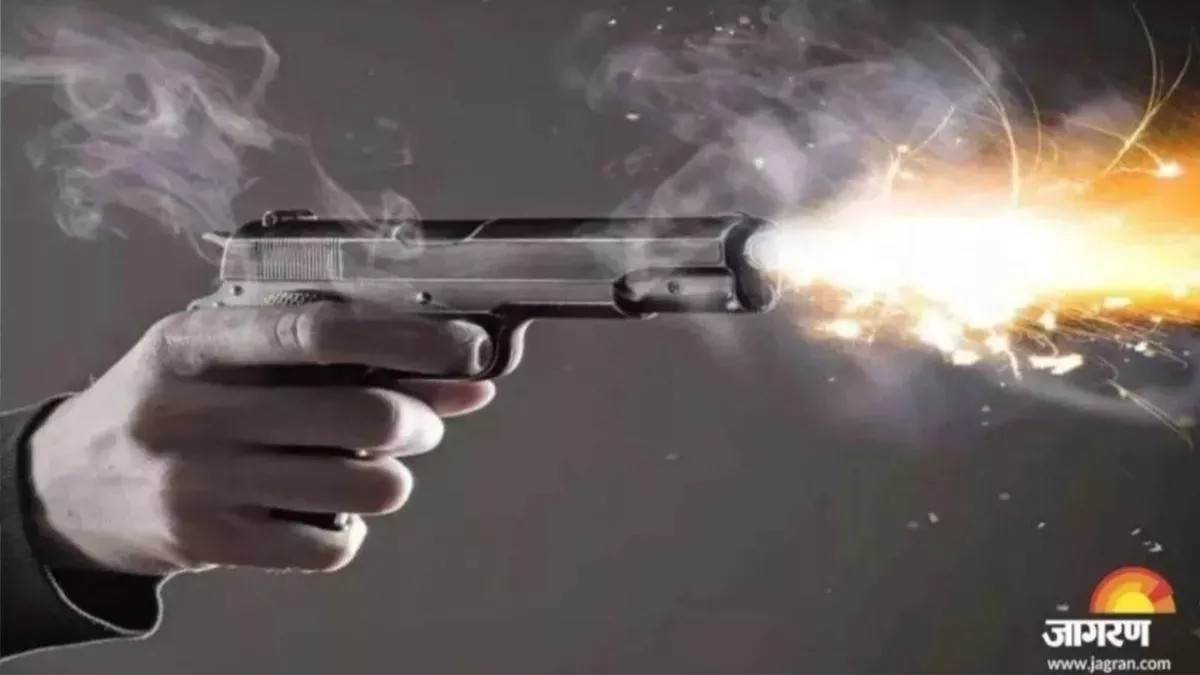 bihar crime news miscreants openly took away money box firing on protest in patna