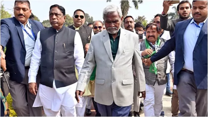Champai Soren को इन विधायकों के टूटने का सता रहा डर!