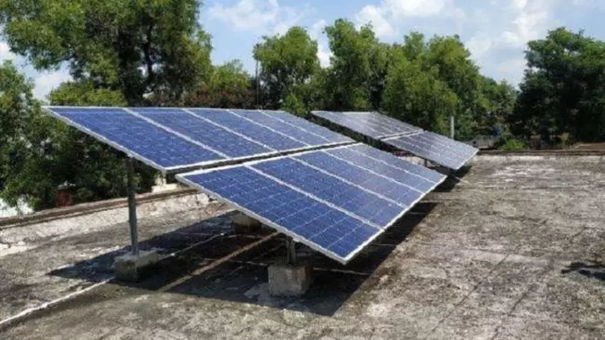 Solar Light : यूपी के इस जिले में सोलर पैनल लगवाने वालों के लिए बड़ी खुशखबरी, मिलेगी इतने यूनिट मुफ्त बिजली