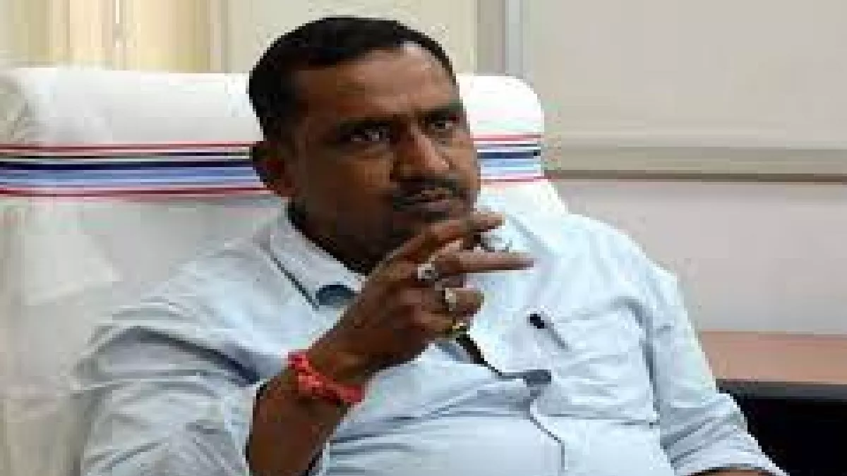Jharkhand: बर्ड फ्लू को लेकर स्‍वास्थ्य मंत्री की विवादित सलाह, लोगों से कहा- ज्यादा चिकन खाएं, बीजेपी ने घेरा