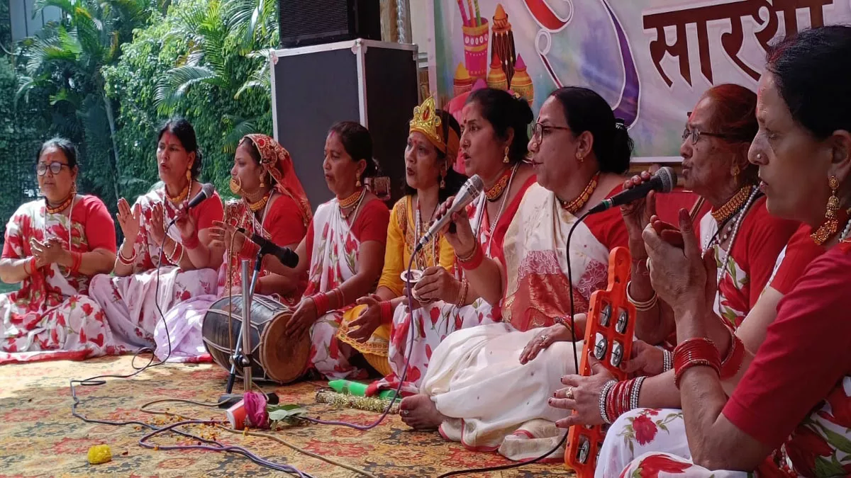 रंगों का भारत: परंपरा आस्था और उत्सव की अद्भुत होली 9 Image