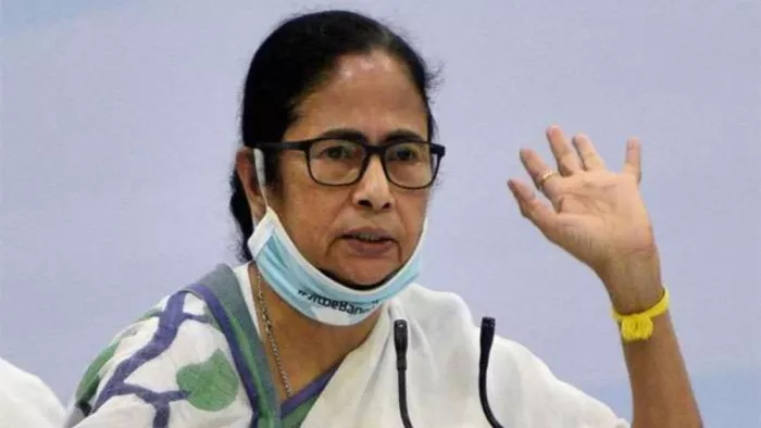 CM ममता के खिलाफ आपत्तिजनक टिप्पणी कर फंसे कांग्रेस नेता कौस्तव बागची, पुलिस ने किया गिरफ्तार