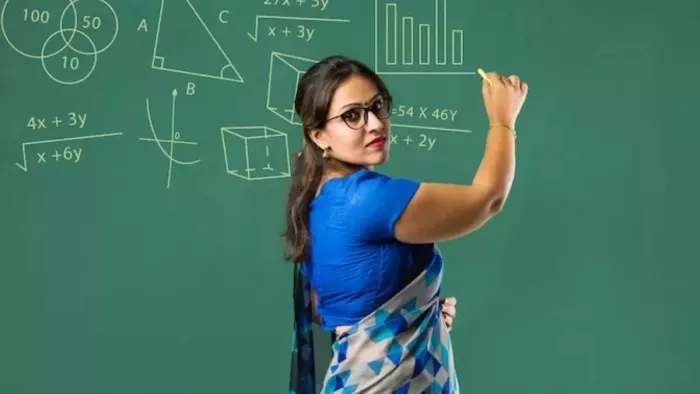 हर हफ्ते लेनी होगी 16 कक्षाएं, नहीं तो कटेंगे पैसे।