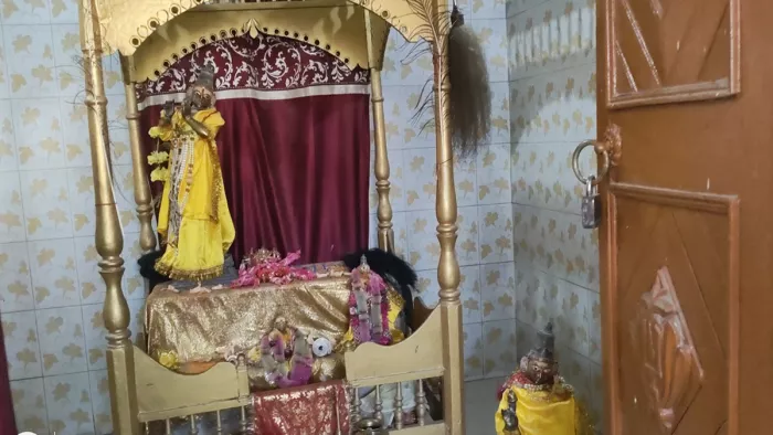 कटिहार में मंदिर से कृष्ण भगवान की मूर्ति की चोरी (जागरण)