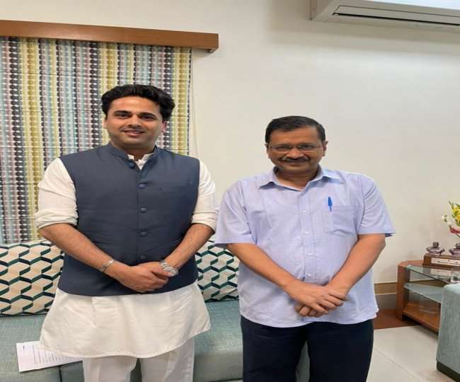 दिवंगत कांग्रेस नेता अहमद पटेल के बेटे फैसल पटेल