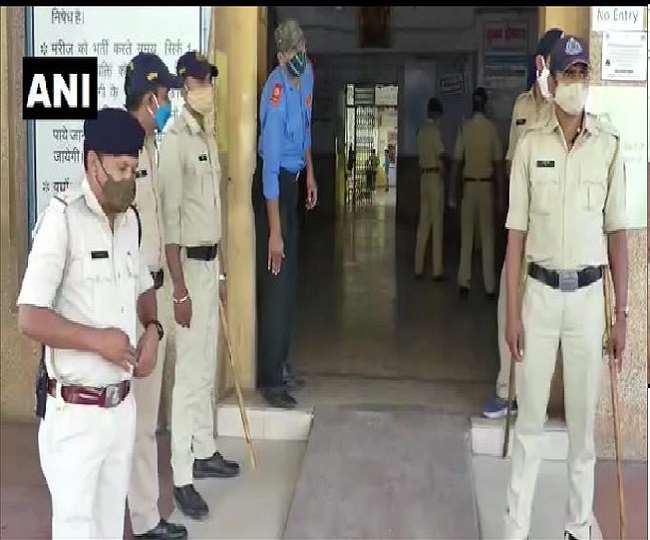 मंदसौर में पुलिस हिरासत में एक शख्स की मौत, मृतक के भाई ने पुलिस पर लगाया आरोप