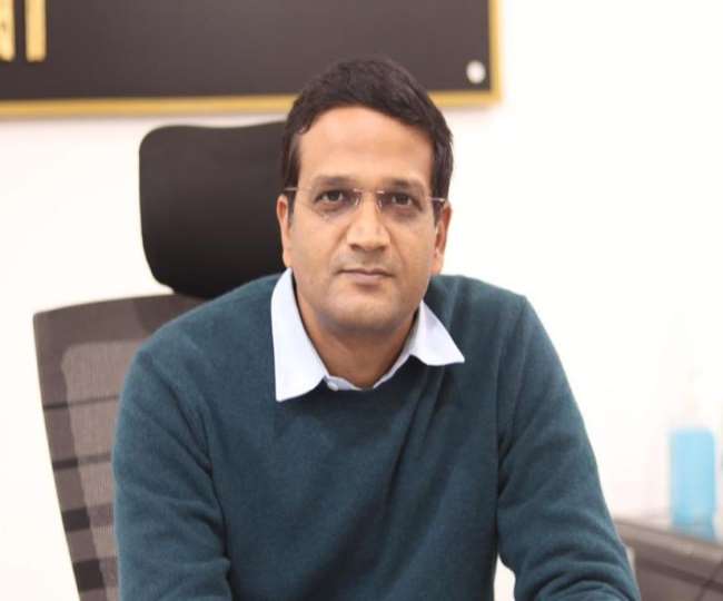 Ranchi DC Chhavi Ranjan gives strict direction to stop illegal mining in Ranchi - रांची डीसी की अधिकारियों को दो टूक- हर हाल में रोकें अवैध खनन नहीं तो होगी कार्रवाई