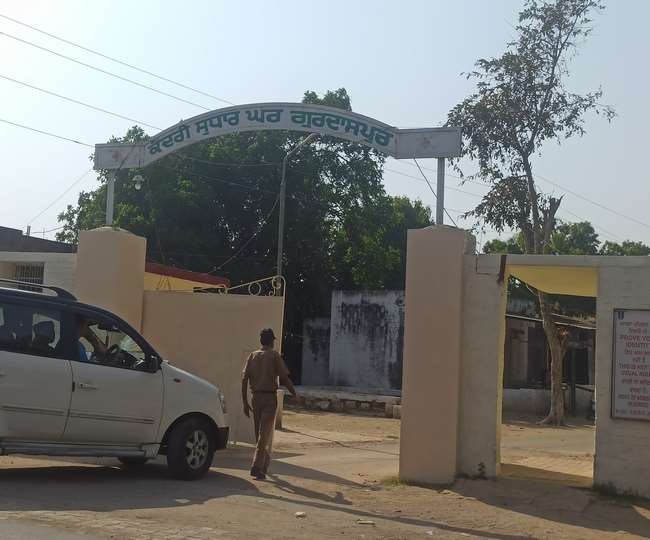 केंद्रीय जेल गुरदासपुर में 311 साल पुराना कुआं मिला है।