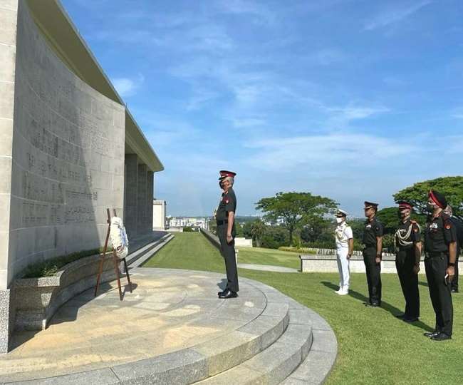 थल सेनाध्यक्ष जनरल नरवणे का सिंगापुर दौरा (फोटो: एएनआइ)