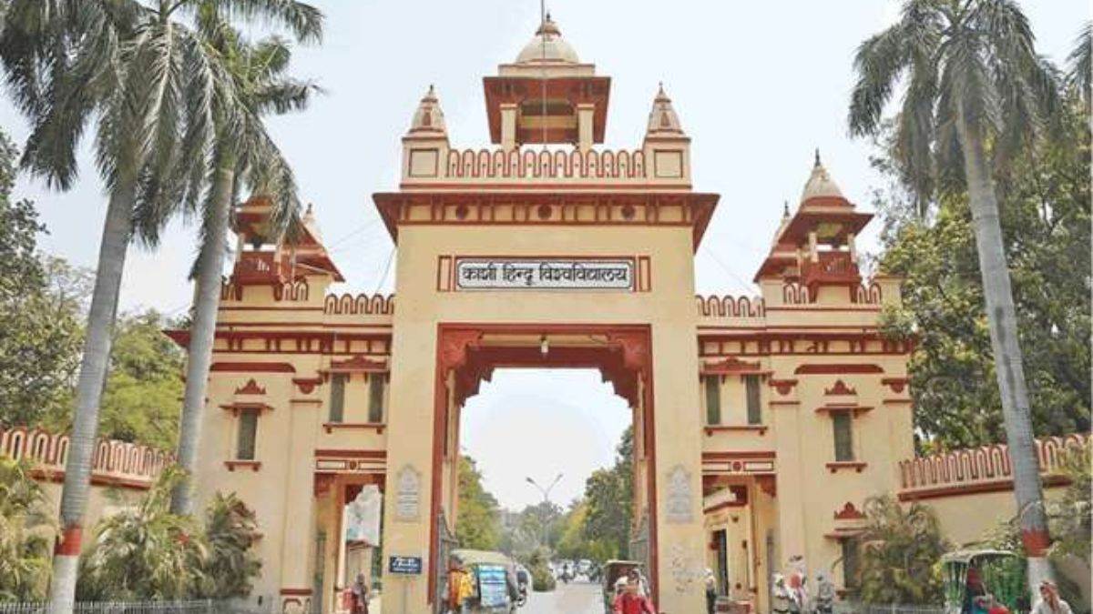 varanasi news unidentified students created ruckus in bhu late night vandalized dozens of bikes